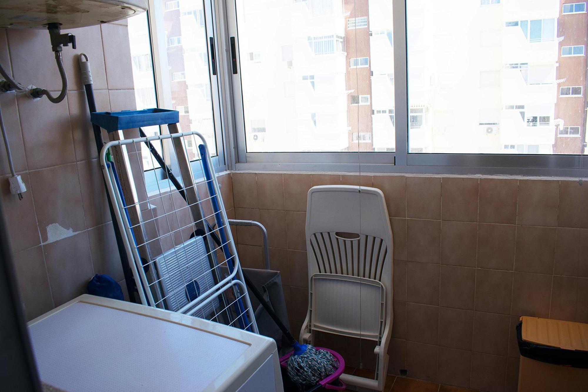 El Tiburon - Piso con espectaculares vistas al mar - solo para familias ideal para 4 personas Playa de Gandia Bagian luar foto